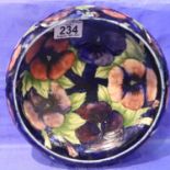 Large Moorcroft footed bowl with inverted rim in the Blue Pansies pattern, D: 22 cm, with