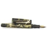 Vintage Dickinson The Croxley Pen; 14ct gold nib marble finished fountain pen. P&P Group 1 (£14+