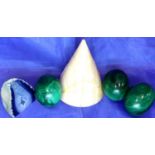 Three malachite eggs, a polished agate and an onyx cone. P&P Group 2 (£18+VAT for the first lot