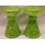 A pair of lime green Art Deco slag glass bud vases, H: 14 cm. P&P Group 2 (£18+VAT for the first lot