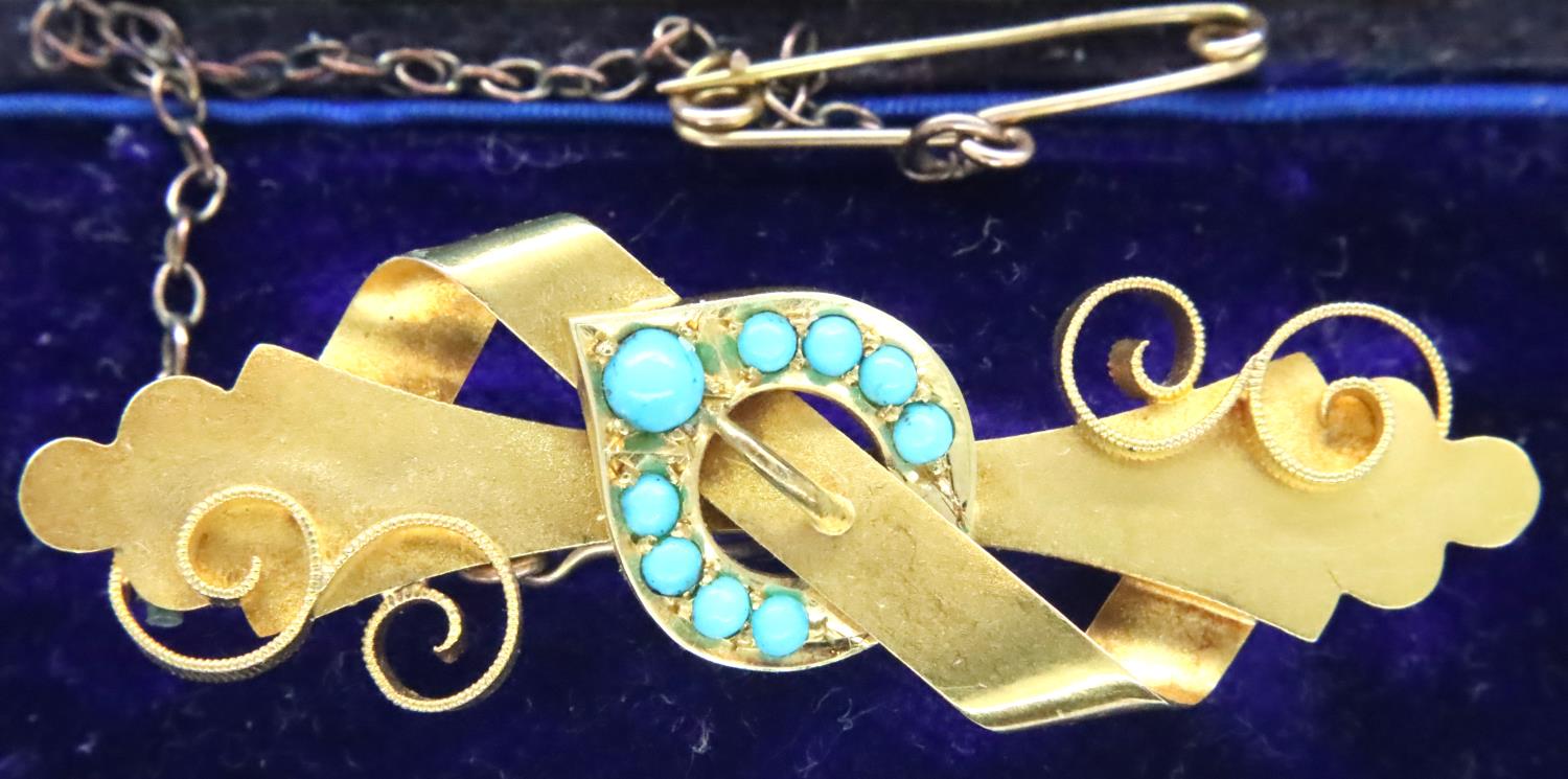 15ct gold Victorian turquoise set brooch, L: 4.5 cm, 3.8g. P&P Group 1 (£14+VAT for the first lot