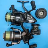 Two Shimano DL400FB baitrunner fishing reels. P&P Group 2 (£18+VAT for the first lot and £3+VAT
