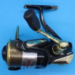 Daiwa Advantage Air Bail fishing reel 2503. P&P Group 2 (£18+VAT for the first lot and £3+VAT for