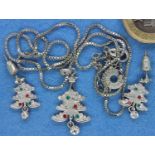 Collection of white metal jewellery including pendants and earrings. P&P Group 1 (£14+VAT for the