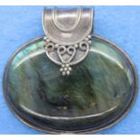 Vintage 925 silver Moss Agate clasp, D: 4 cm. P&P Group 1 (£14+VAT for the first lot and £1+VAT