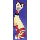 Lorna Bailey Art Deco cat, H: 19 cm. P&P Group 1 (£14+VAT for the first lot and £1+VAT for