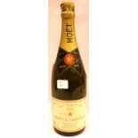 Bottle of 1971 Moet & Chandon dry imperial Champagne. P&P Group 2 (£18+VAT for the first lot and £