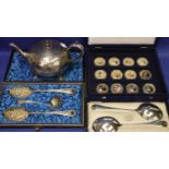 Collection of silver plated serving spoons, tea pot etc. P&P Group 3 (£25+VAT for the first lot