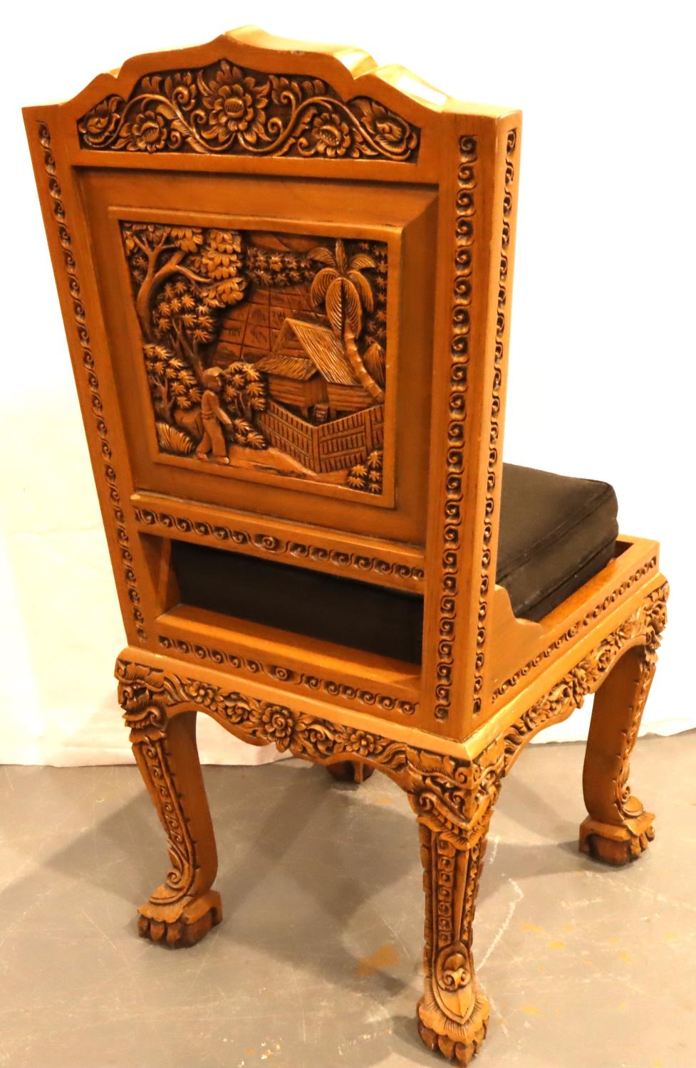 A deeply carved substantial Oriental hardwood dining table with plate glass top displaying figures - Image 5 of 14