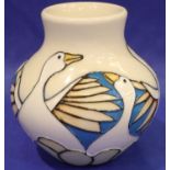 Moorcroft vase in the Six Geese pattern, H: 8 cm. P&P Group 1 (£14+VAT for the first lot and £1+