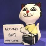 Lorna Bailey cat with board, H: 15 cm. No cracks, chips or visible restoration. P&P Group 1 (£14+VAT