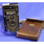 Antique bakelite Rajar no 6 bellows film camera with leather case. P&P Group 1 (£14+VAT for the