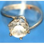 Silver solitaire ring, size L/M. P&P Group 1 (£14+VAT for the first lot and £1+VAT for subsequent