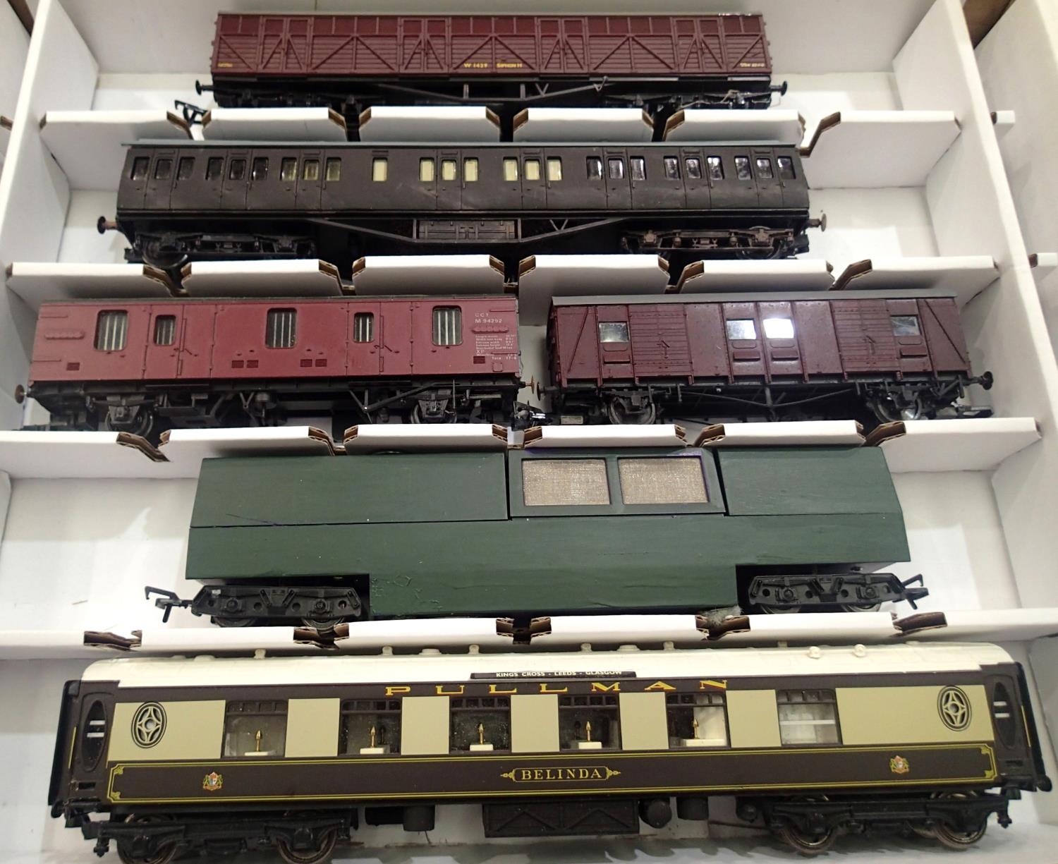 Six OO scale coaches, Siphon and Dapol track cleaner, repainted mostly good condition in Warley