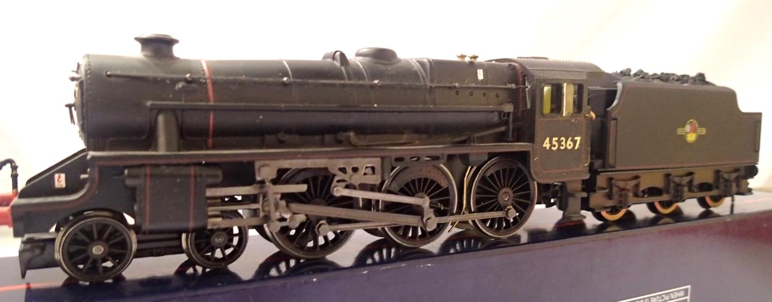 Hornby rename/number Class 5, 45367, Late Crest, BR Black, in good to very good condition, DCC