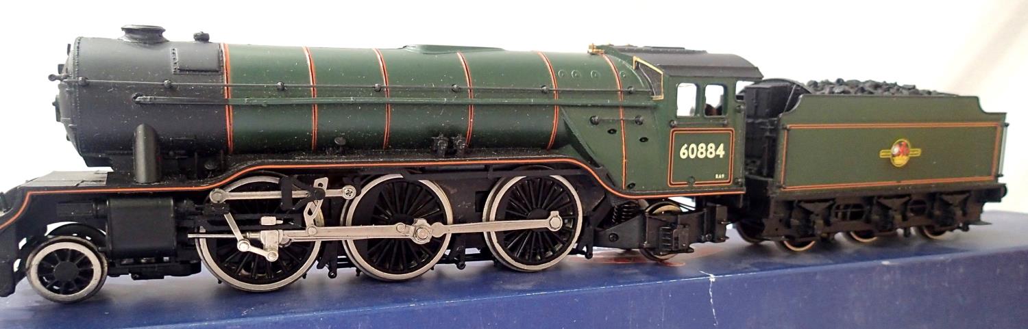 Bachmann renumber/crest 60884, Late Crest, BR Green, detail fitted, DCC fitted no. 4, in good