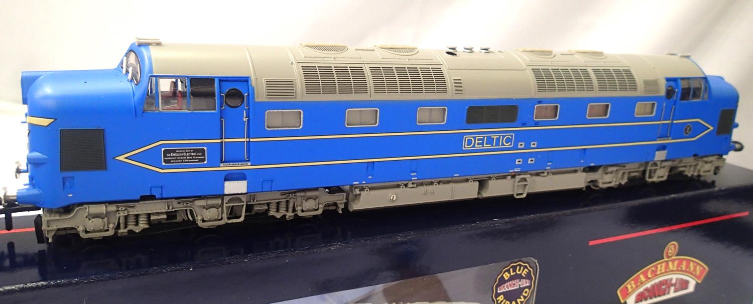 Bachmann 32-520 Deltic, Blue National Railway Museum exclusives, in very near mint condition, boxed.