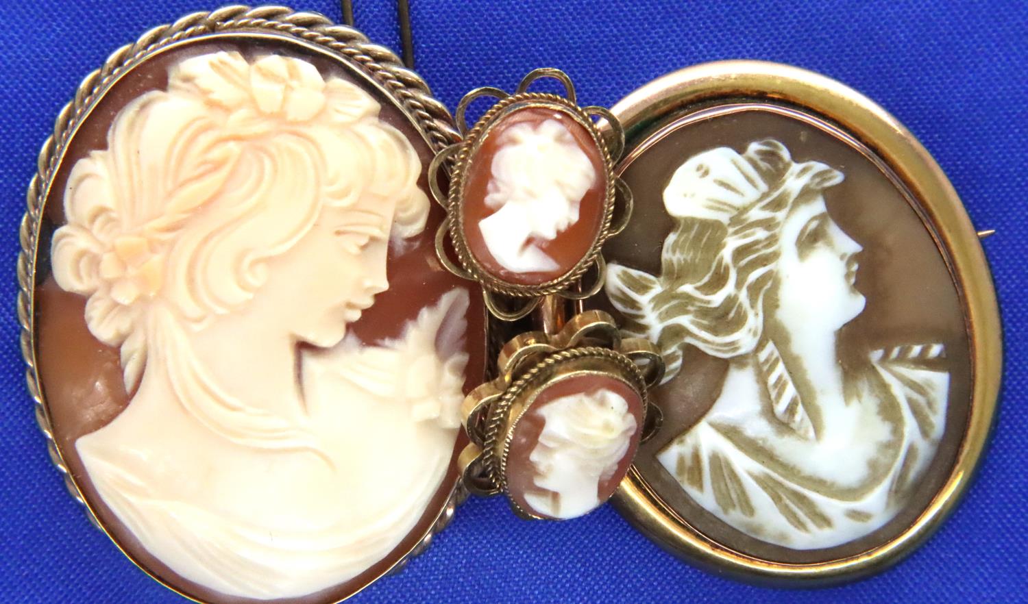 Suite of 9ct gold mounted and bound cameo set jewellery, with a further cameo brooch, combined