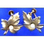 Pair of 9ct gold pearl set screw back earrings, 5.8g. P&P Group 1 (£14+VAT for the first lot and £
