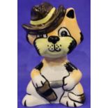 Lorna Bailey cat, The Duke, H: 12 cm. No cracks, chips or visible restoration. P&P Group 1 (£14+