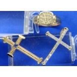 9ct gold jewellery comprising ring, cross pendant and a 10ct gold and diamond cross pendant,