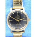 Nelson; gents Super De Luxe 17 jewels vintage wristwatch, working at lotting. P&P Group 1 (£14+VAT