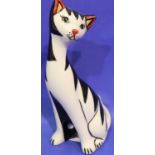 Lorna Bailey cat, Snowflake, H: 15 cm. No cracks, chips or visible restoration. P&P Group 1 (£14+VAT