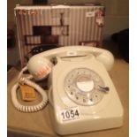 Ivory, GPO746 Retro rotary telephone replica of the 1970s classic, compatible with modern