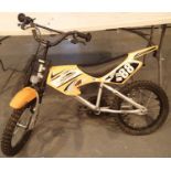 Childs MXR450 Motorbike, single speed, 10'' frame bike. Not available for in-house P&P, contact Paul