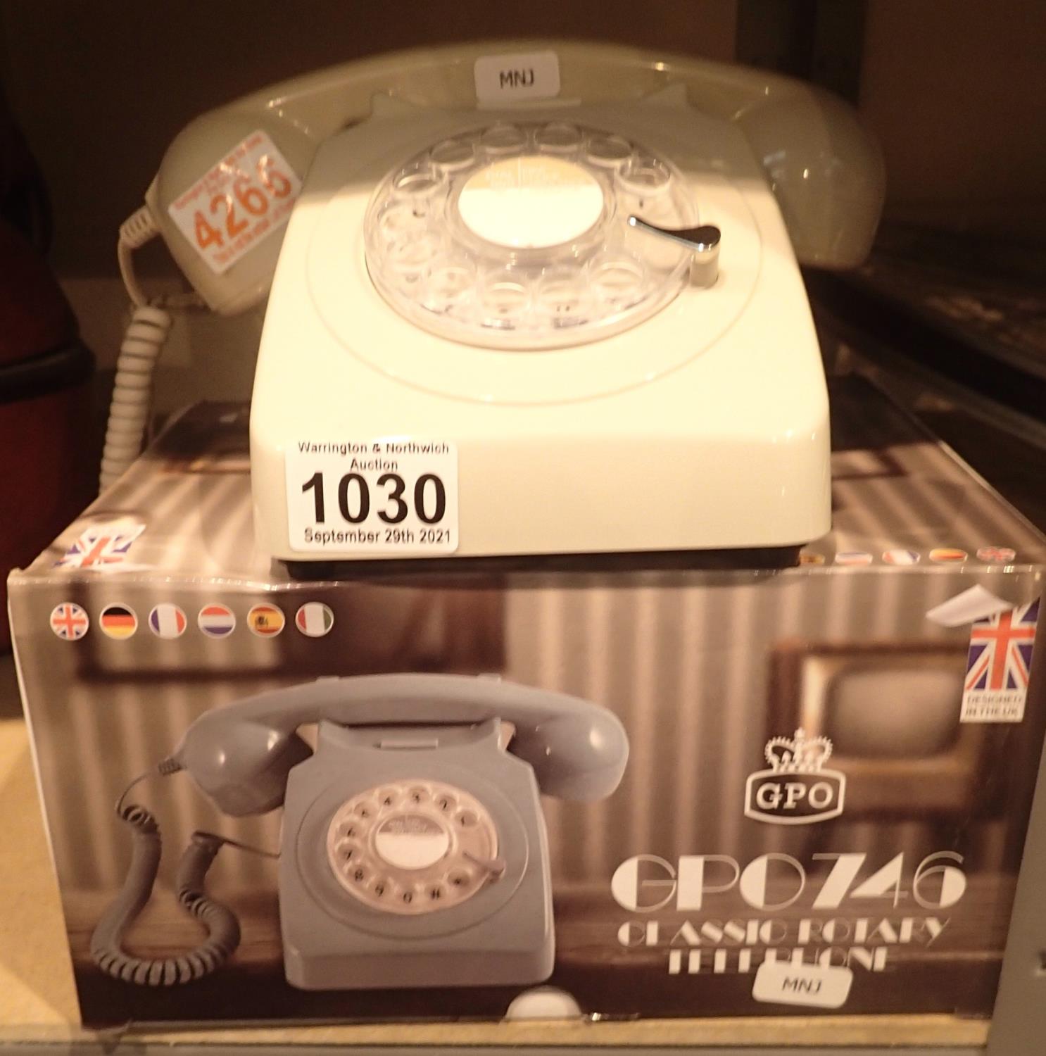 Ivory, GPO746 Retro rotary telephone replica of the 1970s classic, compatible with modern