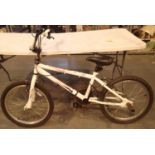 Single speed 10'' framed BMX bike. Not available for in-house P&P, contact Paul O'Hea at Mailboxes