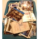 Tray of mixed postcards and picture cards etc. P&P Group 1 (£14+VAT for the first lot and £1+VAT for