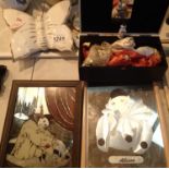 Mixed clown related items to include three vintage porcelain toys, a musical jewellery box and two