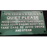 Railwayana cast iron painted replica notice; Quiet Please, Southern Railway, 27 x 15 cm. P&P Group 2