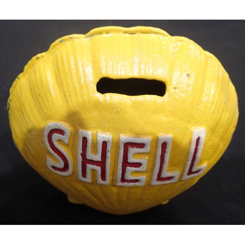 Shell Oil; a modern cast iron moneybox, H: 12 cm. P&P Group 1 (£14+VAT for the first lot and £1+