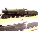 Hornby R3452 Grange Class 6825 Llanvair Grange, BR Green, Late Crest, in excellent to very near mint