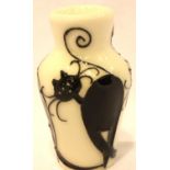 Miniature Moorcroft vase, H: 60 mm. P&P Group 1 (£14+VAT for the first lot and £1+VAT for subsequent