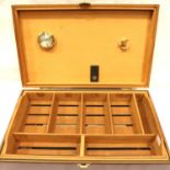 Wooden humidor with metal mounts. P&P Group 3 (£25+VAT for the first lot and £5+VAT for subsequent