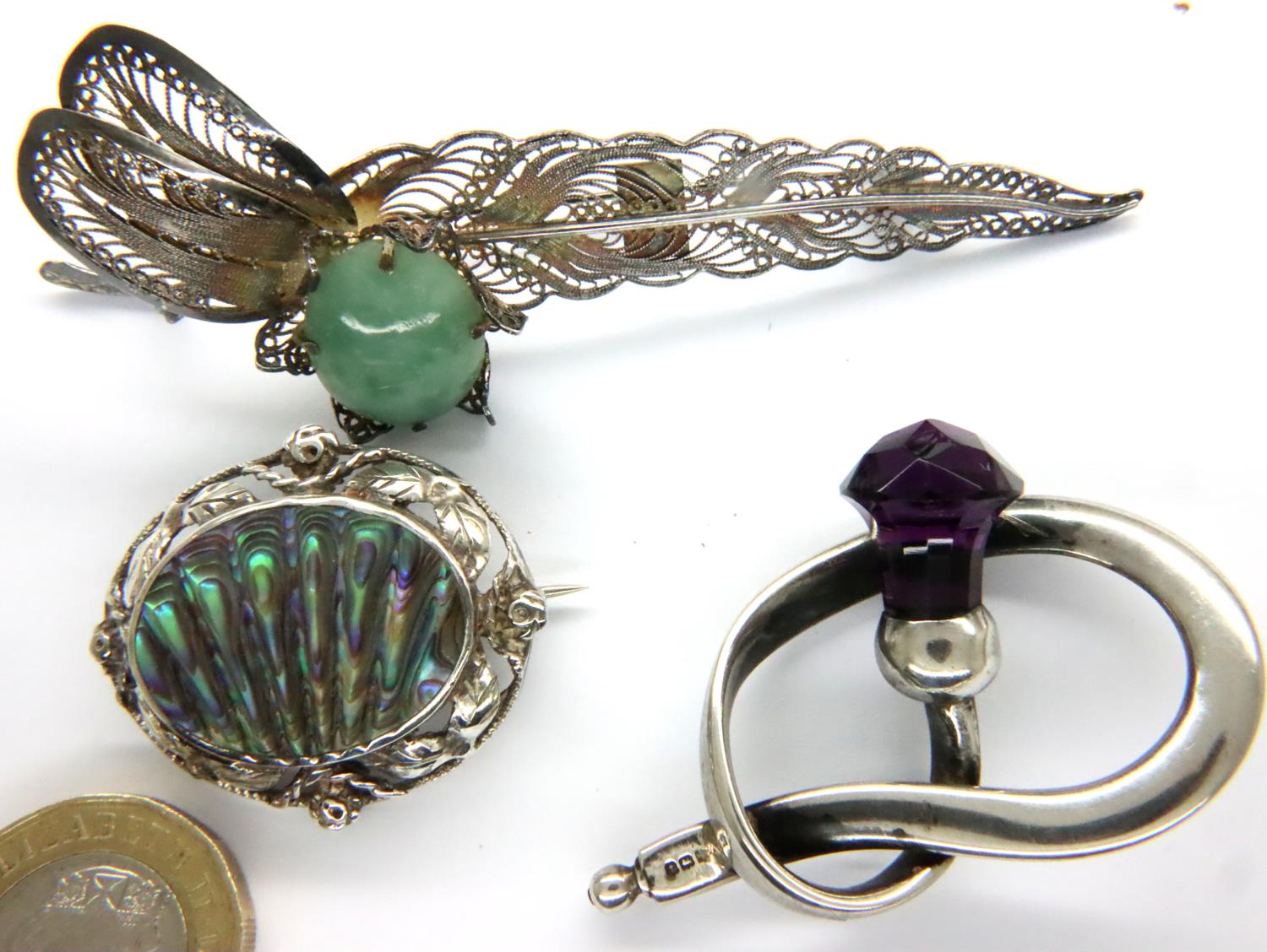 Three silver stone set brooches, including abalone and jade set, combined 23g. P&P Group 1 (£14+