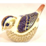 Royal Crown Derby Goldcrest with gold stopper, L: 9 cm. P&P Group 1 (£14+VAT for the first lot