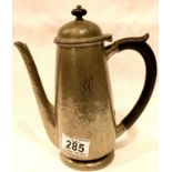 Tudric Arts and Crafts coffee pot, model no 01386, H: 23 cm. P&P Group 1 (£14+VAT for the first