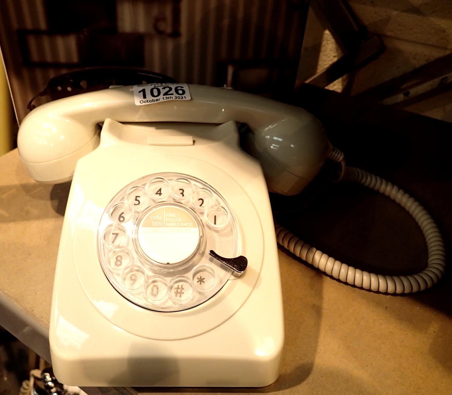 Ivory, GPO746 Retro rotary telephone replica of the 1970s classic, compatible with modern