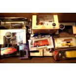 Mixed diecast cars/vehicles including Oxford boxed examples. Not available for in-house P&P, contact