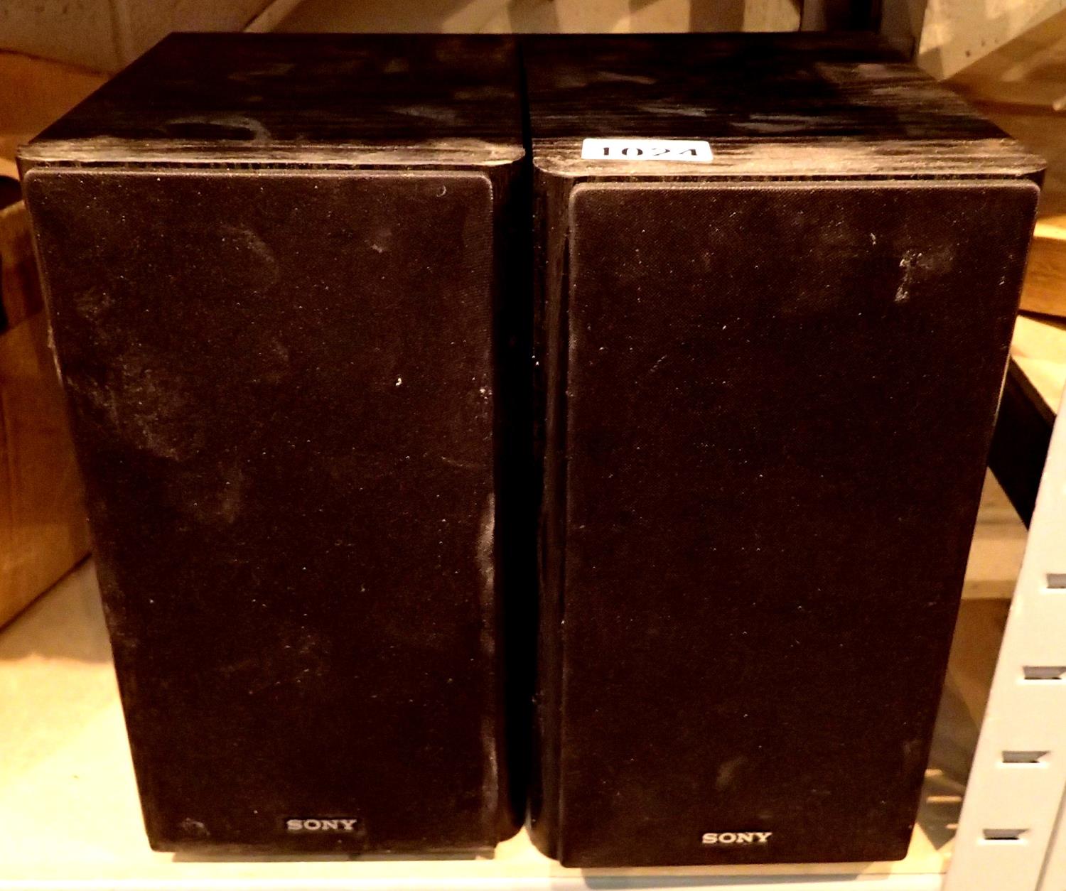 Pair of Sony CMX T50 speakers. Not available for in-house P&P, contact Paul O'Hea at Mailboxes on