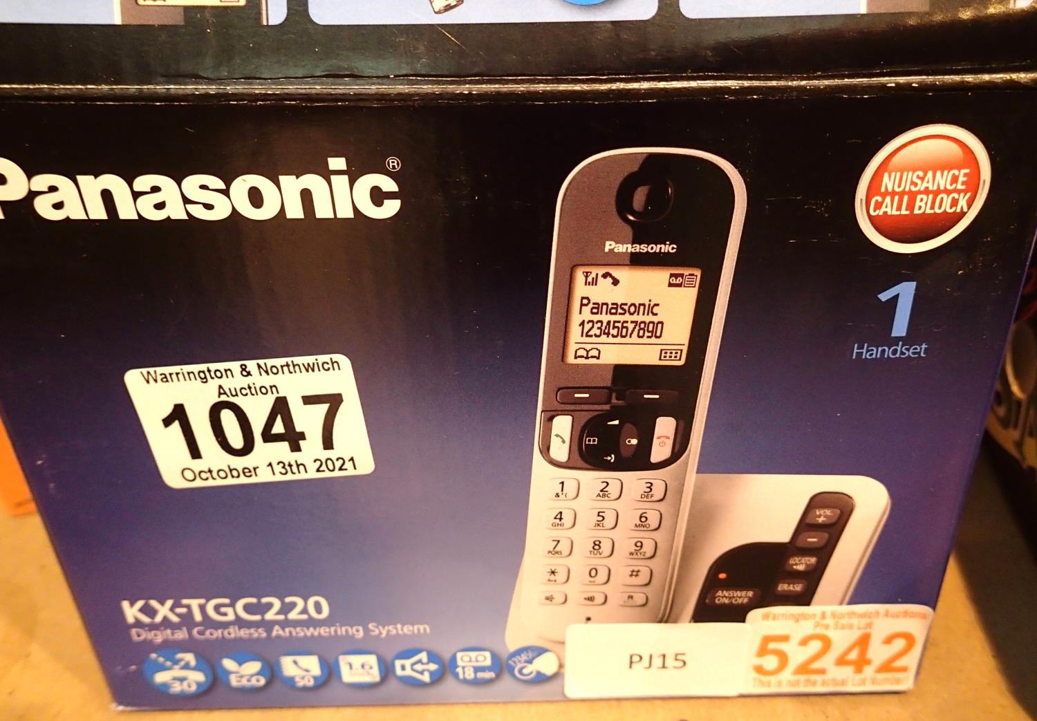 Panasonic KXTGC220 digital cordless answering system. Not available for in-house P&P, contact Paul