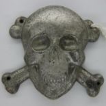 WWII Italian Repubblica Sociale Italiana beret skull badge. P&P Group 1 (£14+VAT for the first lot