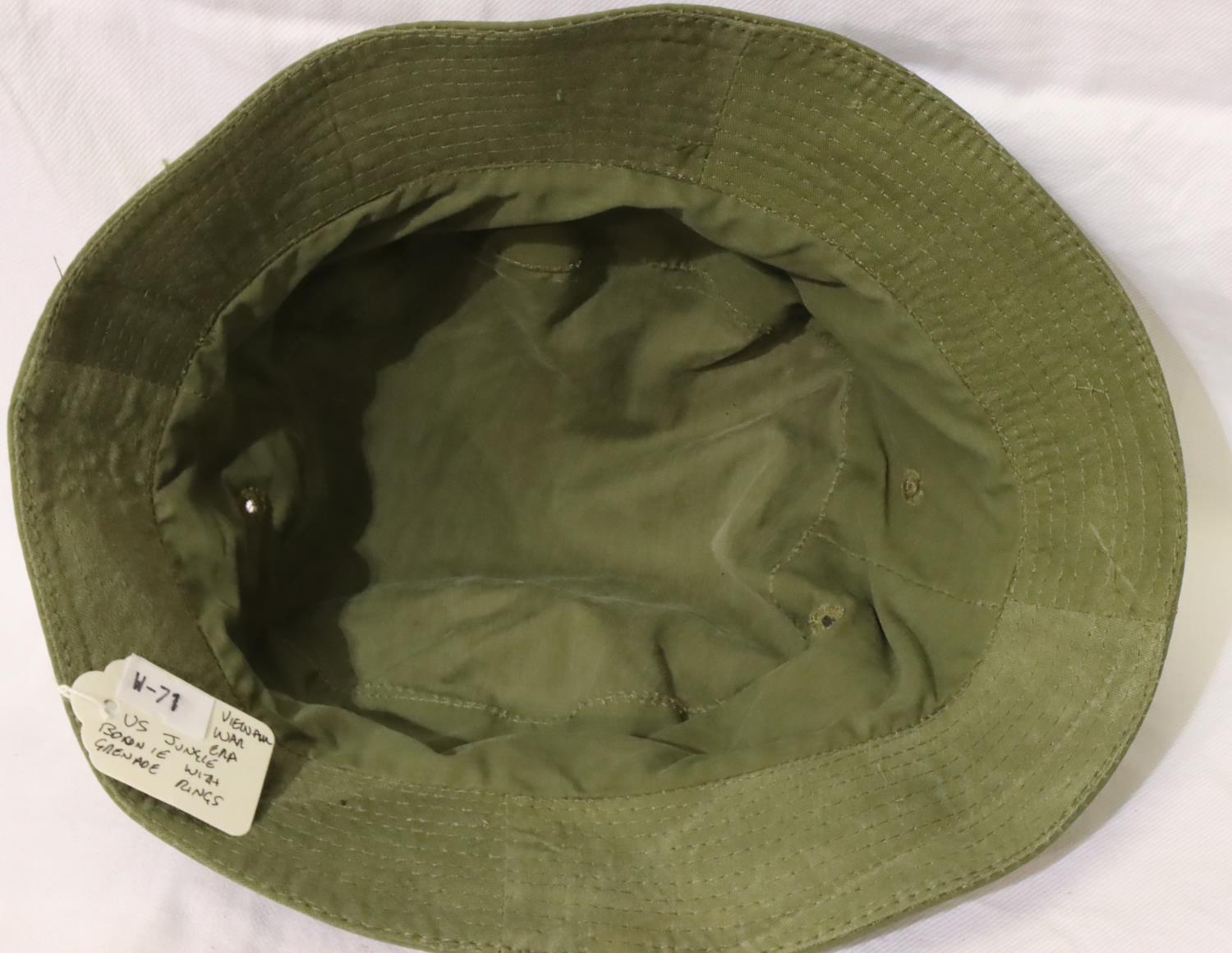 Vietnam War period jungle hat with grenade rings. P&P Group 2 (£18+VAT for the first lot and £3+ - Image 2 of 2