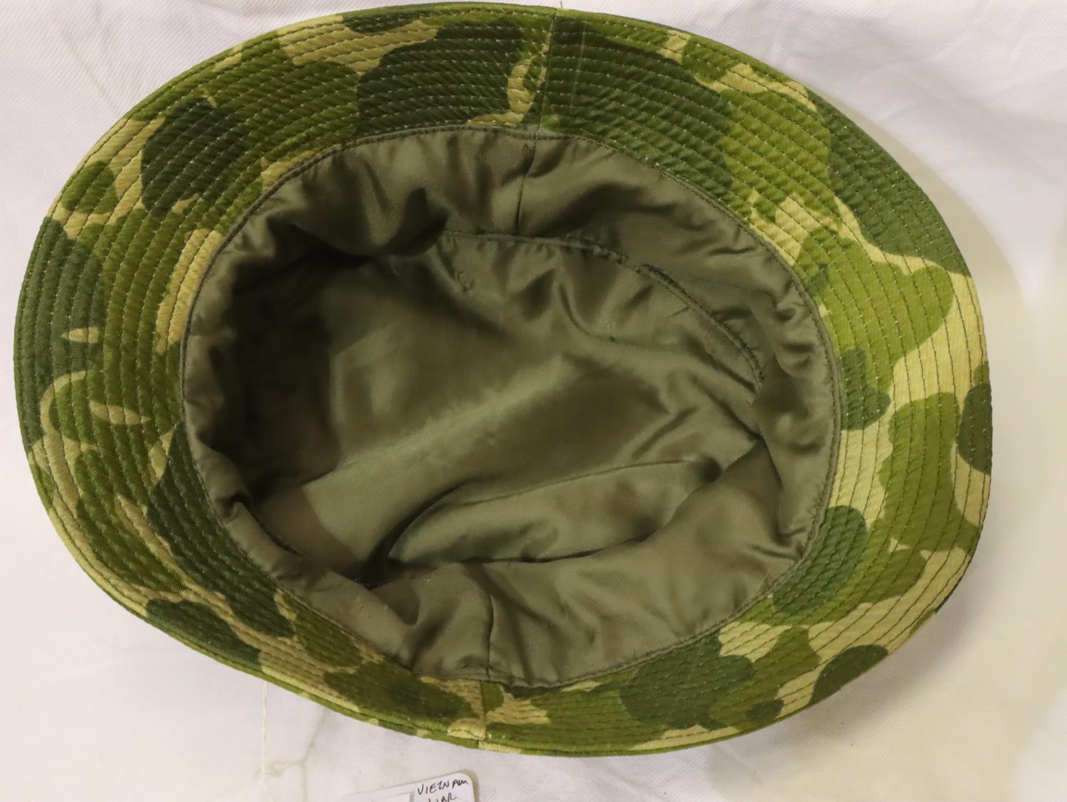 Vietnam War period US parachute-material-made jungle boonie hat. P&P Group 2 (£18+VAT for the - Image 2 of 2