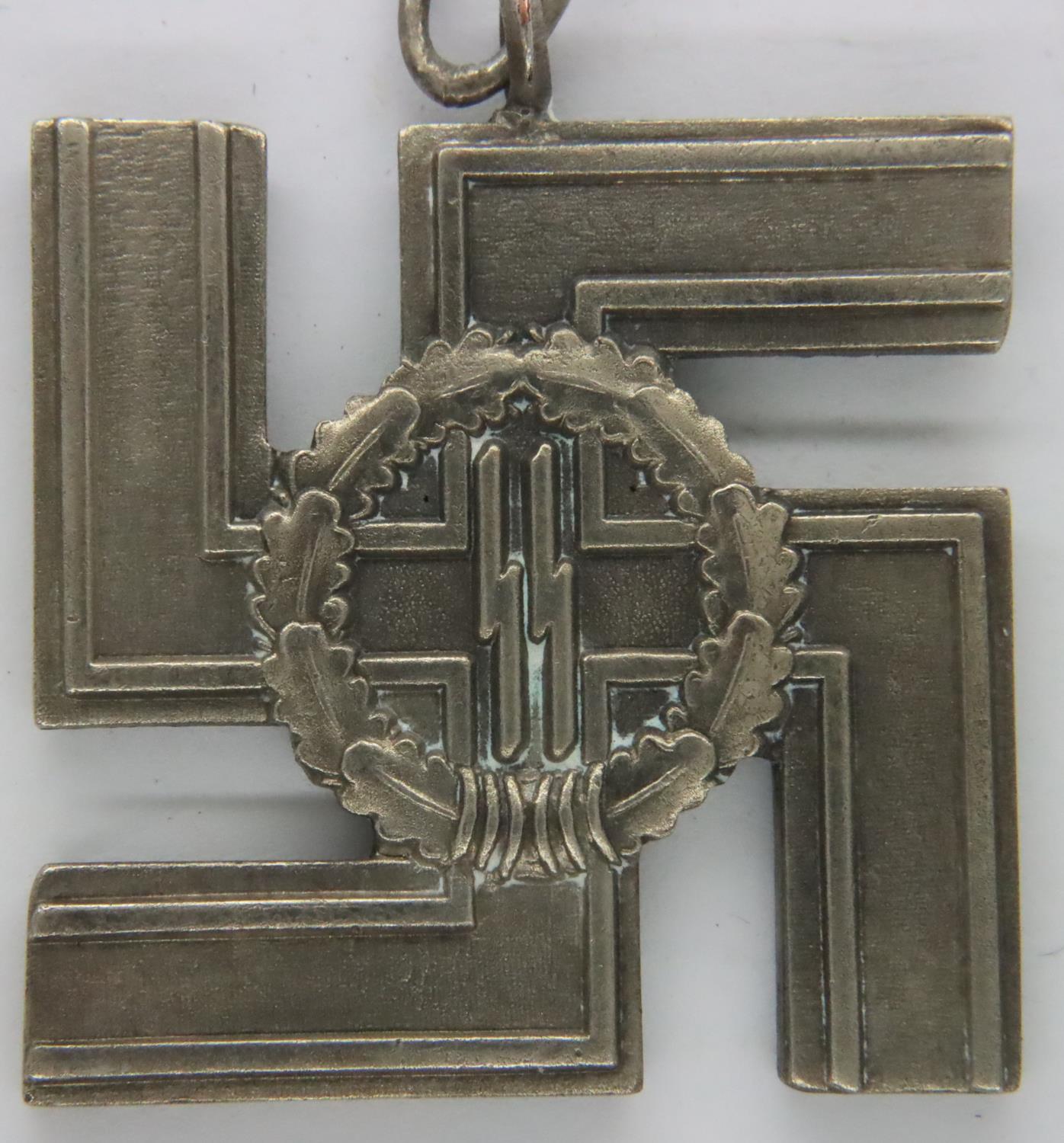 Replica Museum quality Waffen SS Twelve Year Long Service Medal with teardrop loop, heavily silver