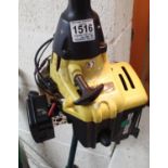 Sabre S2045 petrol strimmer. Not available for in-house P&P, contact Paul O'Hea at Mailboxes on